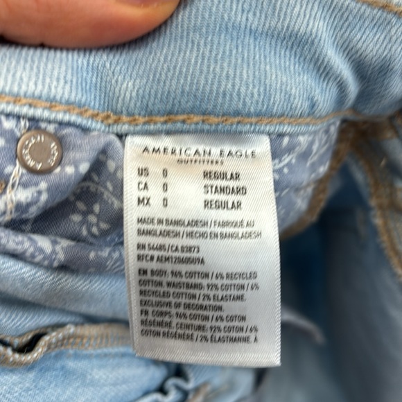 American Eagle mom jeans. Size 0. Regular length. - Picture 10 of 16